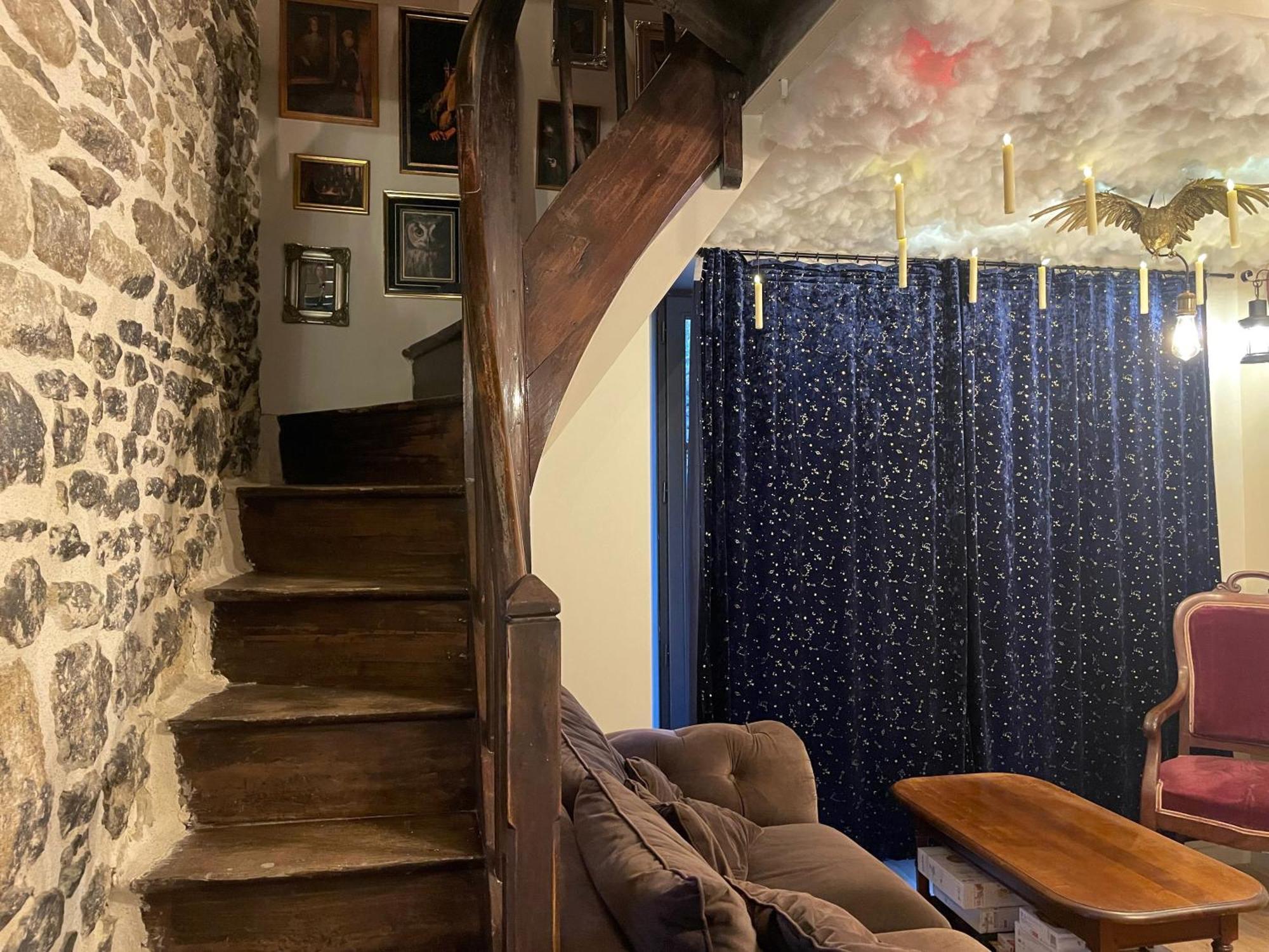 Impasse Des Mysteres - La Maison Des Sorciers Lehon/Dinan Exterior photo