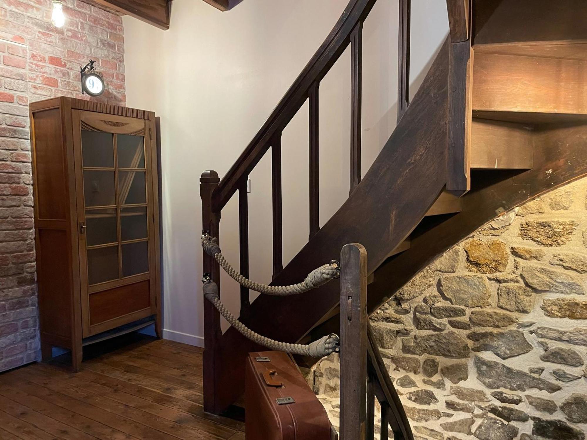 Impasse Des Mysteres - La Maison Des Sorciers Lehon/Dinan Exterior photo